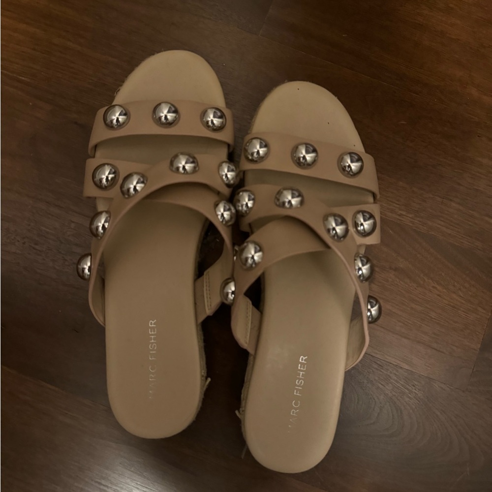Marc Fisher Prisca Ball Stud Slide Sandals Women Tan  Size 10 M